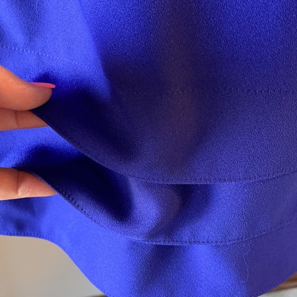 BANANA REPUBLIC TANK DRESS. Petite 4. Tiered hemline, square neck, purple w/blk - Picture 4 of 14